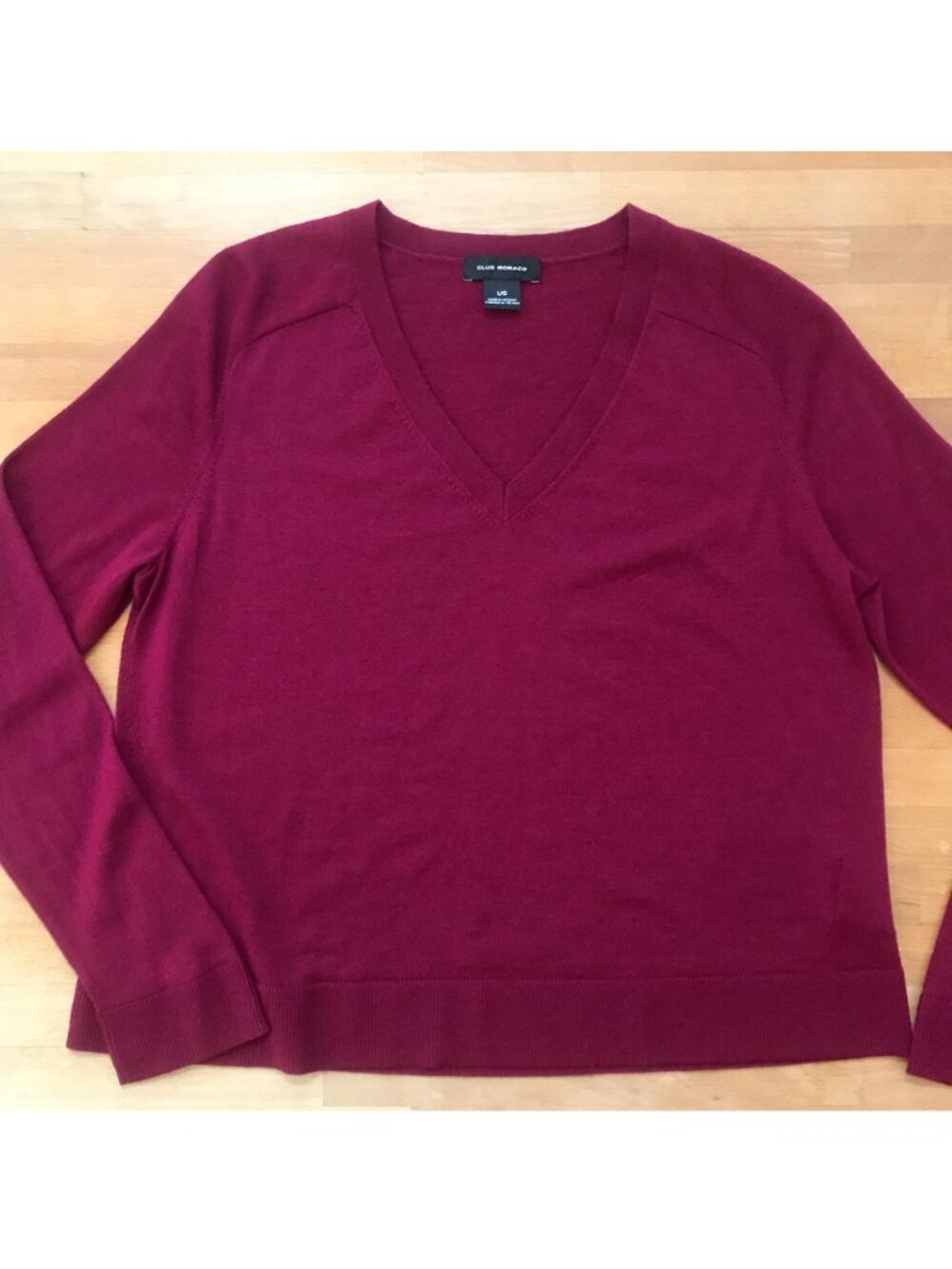 Club Monaco Zaydie V-neck Wool Sweater in Wine Size L - Picture 7 of 10